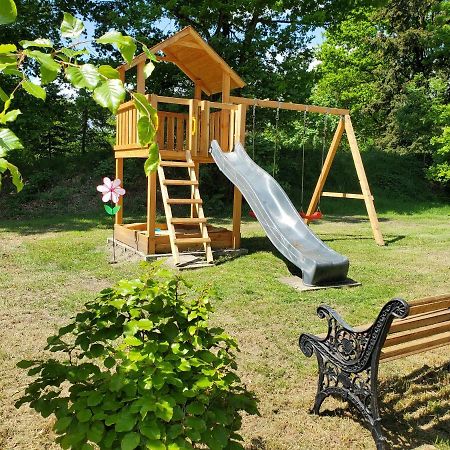 Familienfreundliche Ferienwohnung Soltau Eksteriør billede